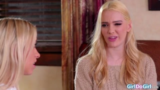 Khloe Kapri makes Kenna cum hard