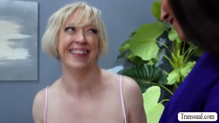 Dee Williams sucks two nurses' dicks